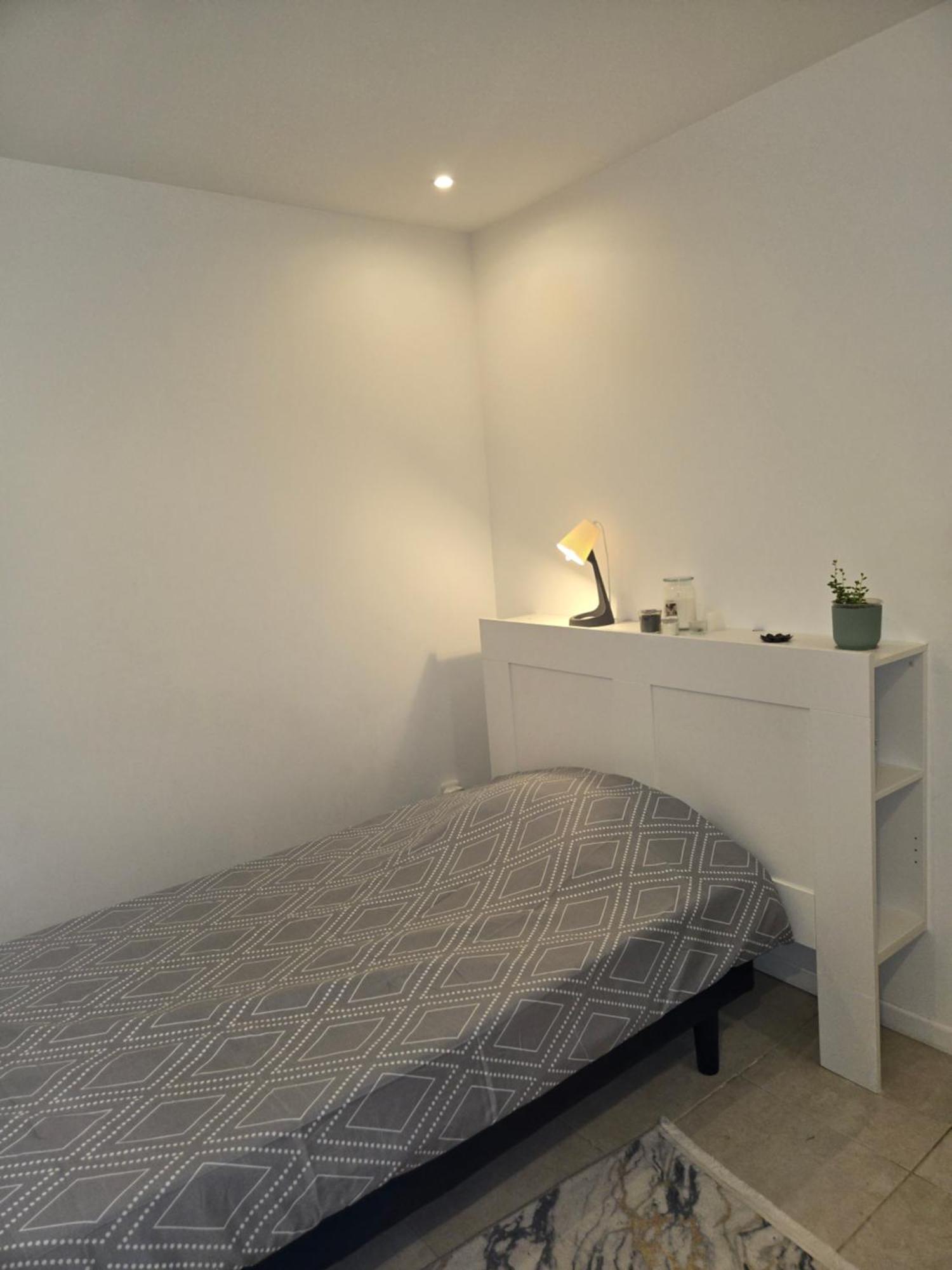 Studio De 14M2 Dans Une Maison Кан сюр Мер Екстериор снимка
